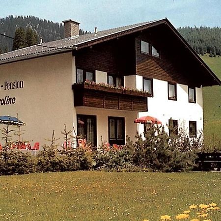 Gastehaus-Pension Caroline Berwang Exterior photo