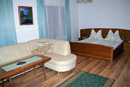 Gastehaus-Pension Caroline Berwang Room photo